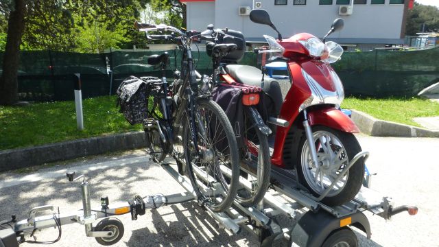 AH_mit_Roller_Fahrraeder_1_web.jpg